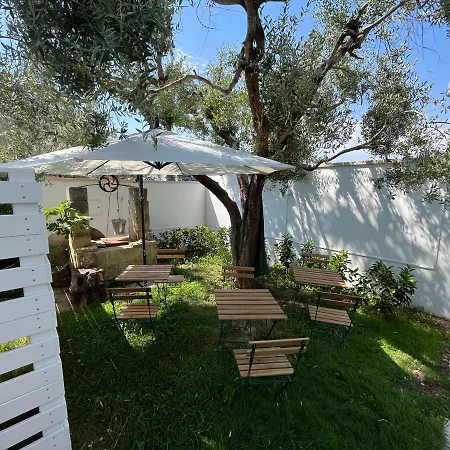 Frank's House 41 Underground Bed & Breakfast Cavallino di Lecce