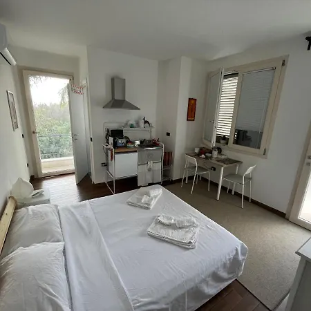 Frank's House 41 Underground Bed & Breakfast Cavallino di Lecce
