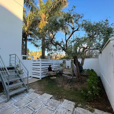Frank's House 41 Underground Bed & Breakfast Cavallino di Lecce
