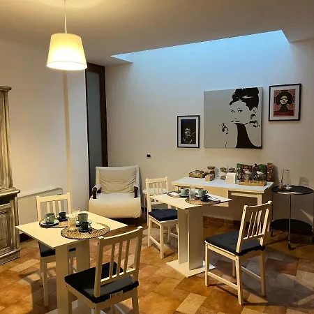 Frank's House 41 Underground Frühstückspension Cavallino di Lecce